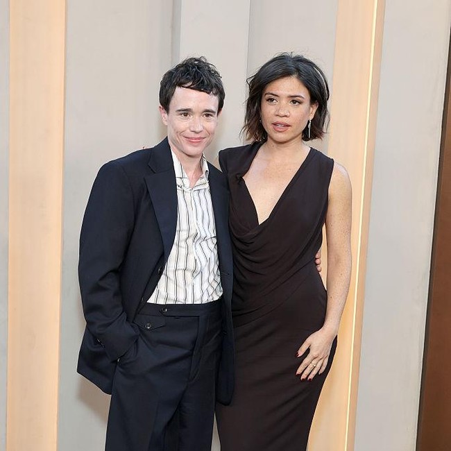 Kontroversi Elliot Page Gandeng Pacar Wanita Usai Dihujat di Film The Odyssey