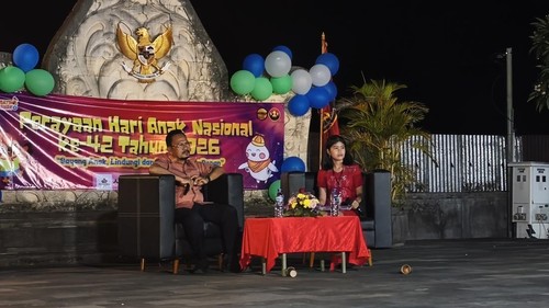FAD Buleleng bersama Pemkab Buleleng menggelar talkshow dalam peringatan Hari Anak Nasional di Buleleng, Kamis (23/7/2026). (Made Wijaya Kusuma/detikBali)