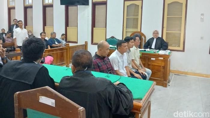 Foto : Sidang tuntutan ditunda di ruang Cakra 9 Pengadilan Negeri Medan, Kamis (23/7/2026)
(Juita Sinuhaji/detikSumut)