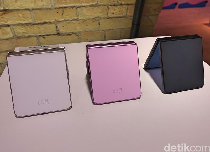 Galaxy Z Flip8