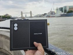 Unboxing Samsung Galaxy Z Fold8