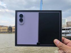 Unboxing Samsung Galaxy Z Fold8