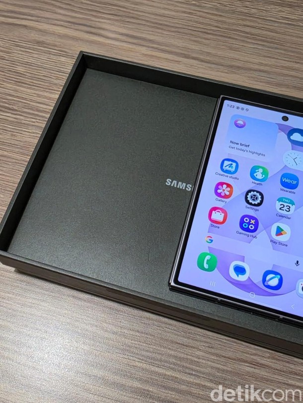 Hands On Galaxy Z Fold8, HP Menawan yang Menyenangkan