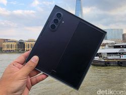 Unboxing Galaxy Z Fold8 Ultra