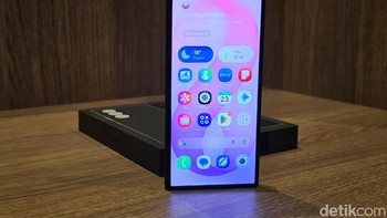 Galaxy Z Fold8 Ultra membawa pengalaman Galaxy AI yang semakin personal dan proaktif. Samsung menghadirkan fitur-fitur baru seperti Now Brief, Now Nudge, Gemini Intelligence, serta Gemini Notebook yang membantu pengguna mencari informasi, merangkum dokumen, membuat catatan, hingga menyelesaikan pekerjaan dengan lebih cepat. Foto: Fino Yurio Kristo/detikINET