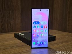 Unboxing Galaxy Z Fold8 Ultra