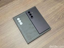 Unboxing Galaxy Z Fold8 Ultra