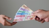 Ekonom Sebut Tak Mudah Bikin Rupiah Menguat ke Depan