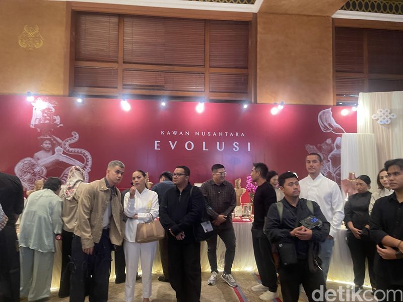 Instalasi Kawan Nusantara Tulola 'Evolusi'
