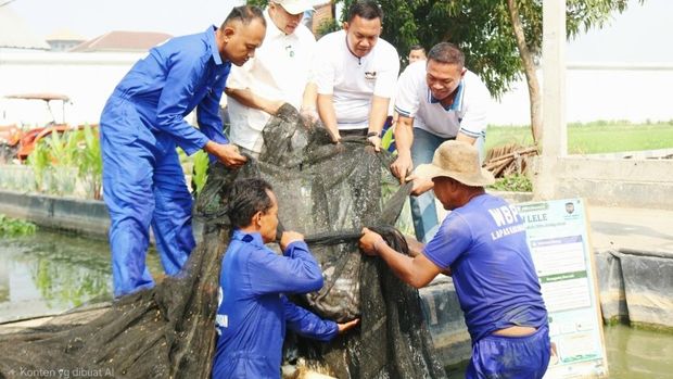Irfan Hakim mengunjungi LASKAR Farm di Lapas Karawang. (dok.istimewa)