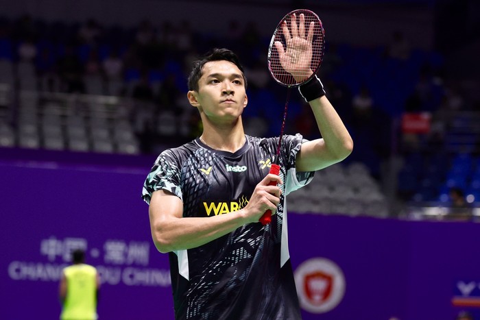 Jonatan Christie menilai penampilannya mulai ada peningkatan di China Open 2026. Dia berharap bisa bermain lebih enjoy dan dewasa lagi.