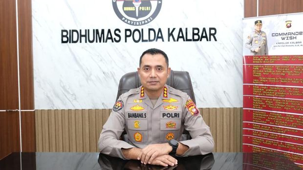 Kabid Humas Polda Kalbar Kombes Bambang Suharyono Kabid Humas Polda Kalbar Kombes Bambang Suharyono
