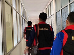 Geledah Kantor Disdik Riau, Jaksa Ternyata Usut Dugaan Korupsi Pengadaan AI
