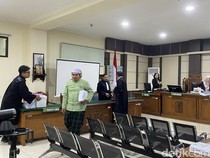 Gus Yazid Dituntut 6 Tahun Bui di Kasus Pencucian Uang BUMD Cilacap