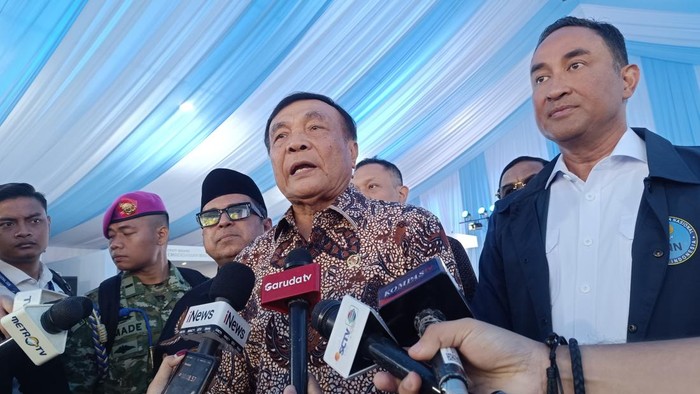 Menko Polkam Djamari (Rizky/detikcom)