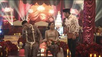 Semoga Allah SWT memberkahi Nathalie dan Arief, diberkahi anaknya. Semoga keluarga dan rezekinya juga diberikan anak-anak yang soleh dan solehah, imbuhnya. Foto: YouTube NATHALIE HOLSCHER