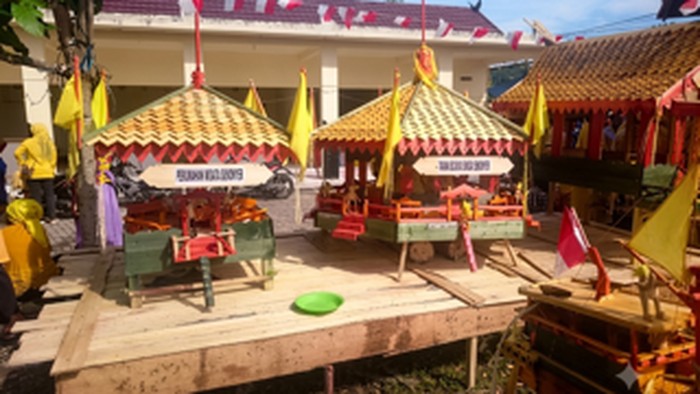 Nyanggar-Babarasih Banua, Tradisi Sakral Masyarakat Kumaik. (Dispar Kobar)