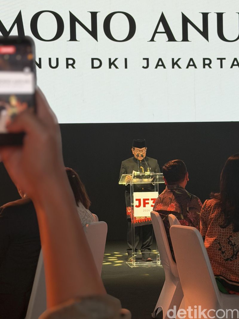 JF3 Fashion Festival 2026 dibuka dengan JF3 Gala yang dihadiri Gubernur DKI Pramono Anung dan Menteri Pariwisata Republik Indonesia Widiyanti Putri Wardhana. Desainer ternama Indonesia seperti Hian Tjen dan Rinaldy A. Yunardi juga hadir.