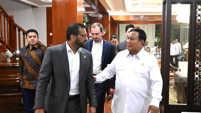 Presiden Prabowo Subianto menerima kunjungan kehormatan Direktur Federal Bureau of Investigation (FBI) Amerika Serikat, Kash Patel, di Kertanegara, Jakarta. (Foto: Kris - Biro Pers, Media, dan Informasi Sekretariat Presiden).