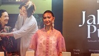 Sheila Dara Cerita Memori Kebaya Lamaran dengan Vidi Aldiano