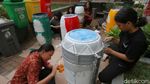 Siswa Sulap Sampah Jadi Alat Musik dan Dekorasi Panggung