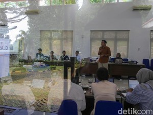 Tim KLH/BPLH Genjot Skill Jurnalistik di Era Swipe dan Scroll