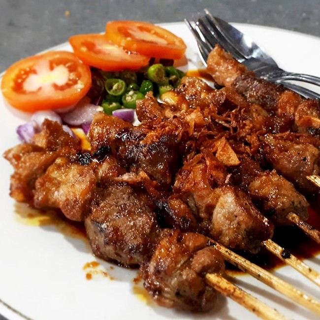 Bukan Rendang! Ini Top 10 Makanan Indonesia Terbaik 2026
