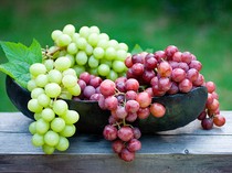 Anggur Ungu dan Hijau, Ini Bedanya untuk Temani Gaya Hidup Aktif Gen Z