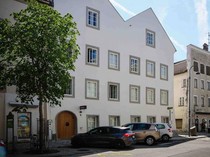 Heboh Austria Ubah Rumah Kelahiran Hitler Jadi Kantor Polisi