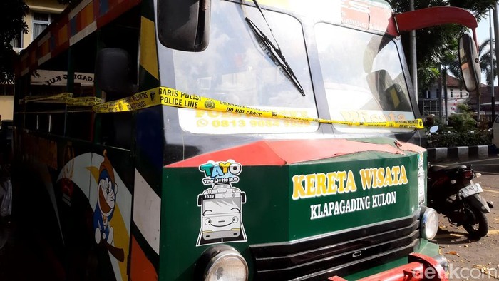 Barang bukti kereta odong-odong dalam kasus korupsi yang menjerat Kades Klapagading Kulon, Kecamatan Wangon, Kabupaten Banyumas dan eks bawahannya disita polisi, Jumat (24/7/2026).