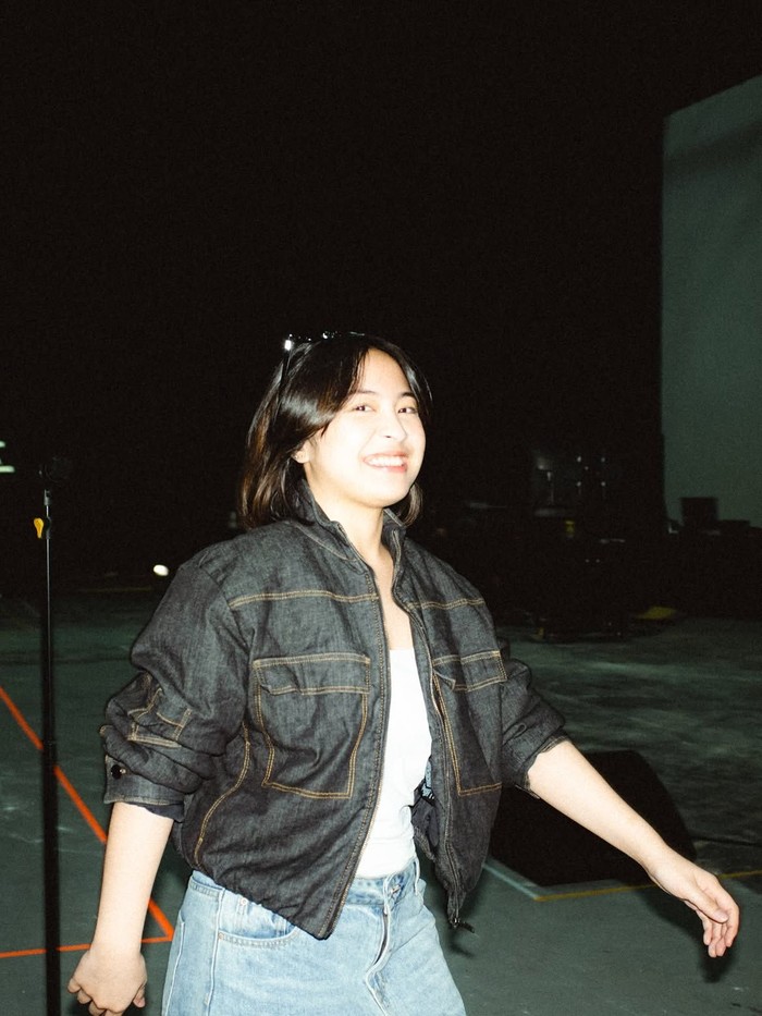 Bernadya latihan jelang konser.