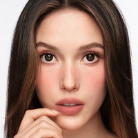 Juara Olimpiade Eileen Gu Jadi BA Armani Beauty, Pancarkan Pesona Ice Princess