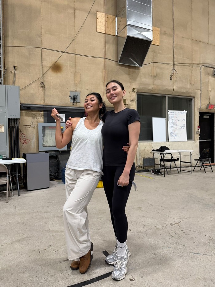 Prime Video baru saja merilis first look penampilan dua bintang besar Tanah Air, Agnez Mo dan Anggun C Sasmi di Reacher Season 4.