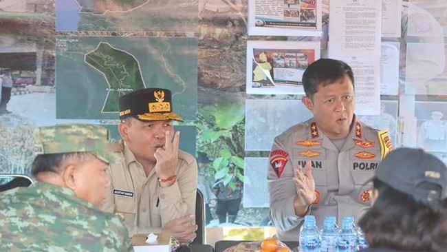 Gubernur Agustiar Sebut Karhutla Kalteng Belum Perlu Jadi Bencana Nasional