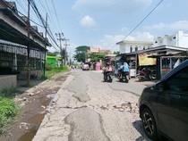 Warga Jakabaring Keluhkan Jalan Rusak, Bertahun-tahun Tak Diperbaiki