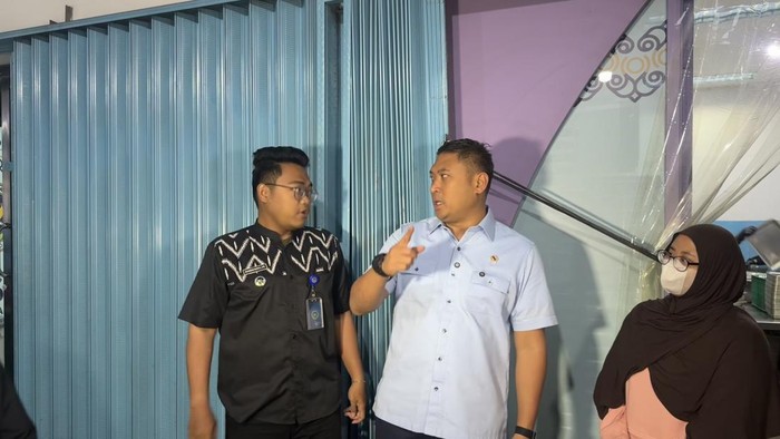Kepala BGN, Sudaryono menyidak dapur MBG di Bogor (Adhfar/detik)