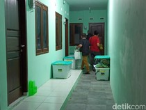 KPK 9 Jam Geledah Rumah di Lombok Barat, Angkut 3 Koper Dokumen dan HP