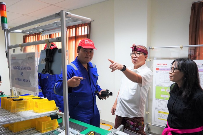 Kuliah Umum Presiden Direktur TMMIN di Universitas Udayana, Bali — Presiden Direktur PT Toyota Motor Manufacturing Indonesia (TMMIN) Nandi Julyanto memberikan kuliah umum kepada sivitas akademika, khususnya mahasiswa Program Studi Teknik Industri, 