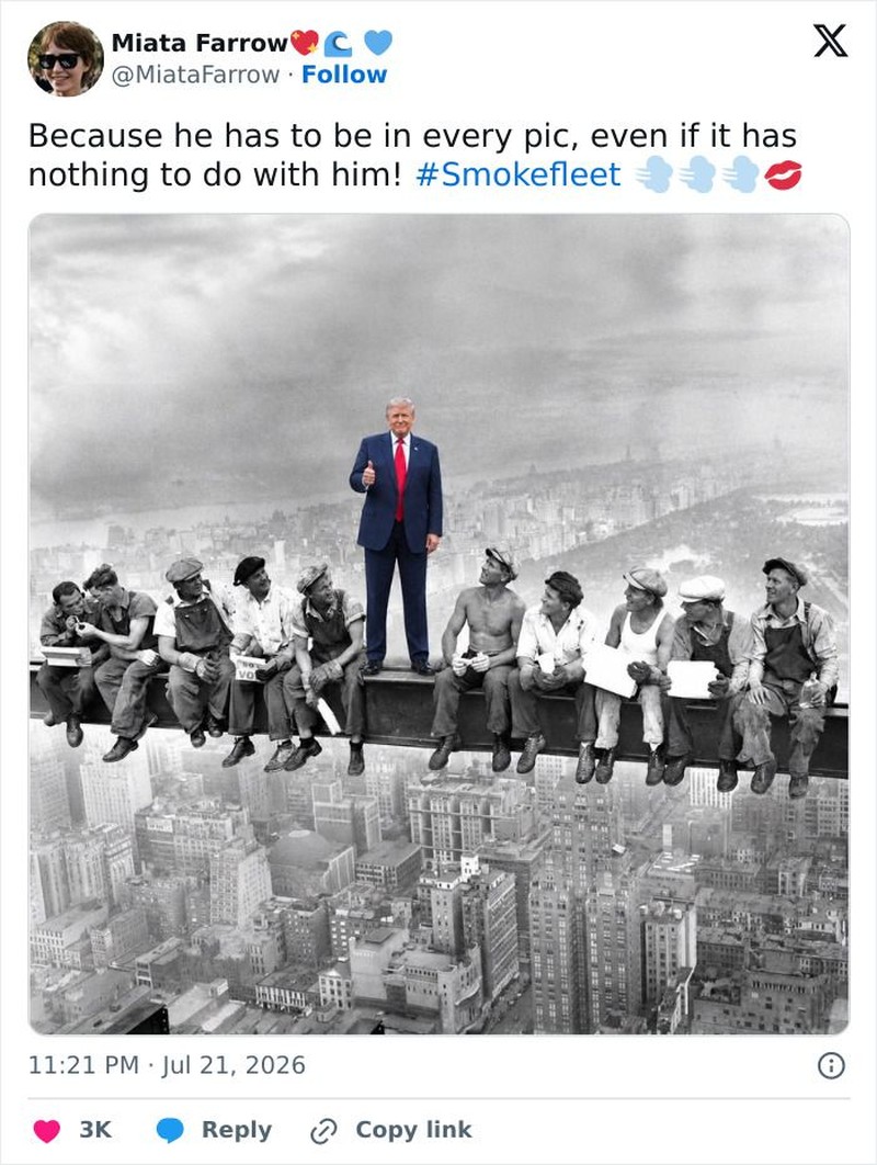 Presiden AS Donald Trump lagi di-roasting netizen setelah 'ikutan' Spanyol saat angkat trofi Piala Dunia 2026. Katanya Trump selalu ada di mana-mana.