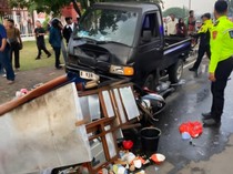 Pikap Tabrak Motor hingga Gerobak Bakso di Pakansari Bogor, 2 Orang Luka