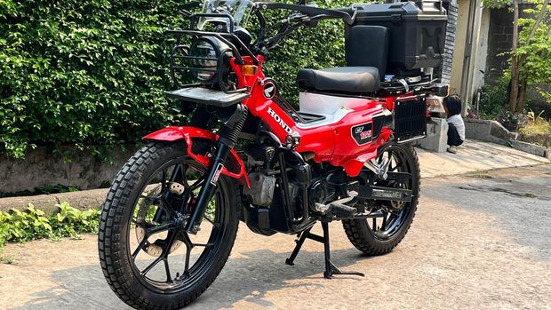 Modifikasi Honda Blade 125 jadi Honda CT125