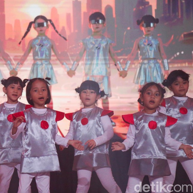 Momen Hari Anak, Morinaga Ajak Bunda Dukung Potensi Unik Si Kecil
