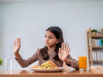 Anak Tidak Mau Makan Sama Sekali? Kenali Penyebabnya dan Cara Mengatasinya
