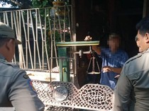 Nemen Rek! 2 Kursi Besi Pemkot Surabaya Ditemukan di Tukang Rongsok