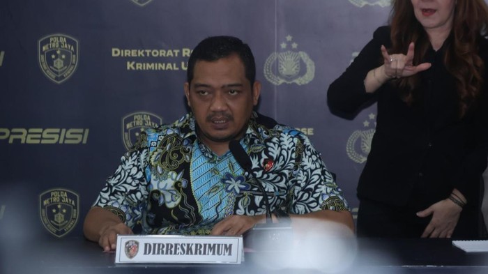 Polda Metro Jaya menggelar konferensi pers terkait tindak pidana perdagangan orang (TPPO) PMI Ilegal ke Libya. 