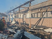 SMPN di Bengkulu Terbakar, 7 Ruang Kelas dan Gudang Ludes Dilalap Api