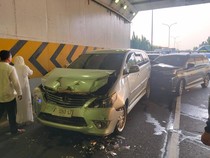 Tabrakan Beruntun di Terowongan Tol Pasar Rebo Jaktim, Lalin Macet