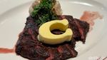 Nikmatnya Steak hingga Kue Cokelat 20 Lapis di Resto Coach Pertama di Dunia
