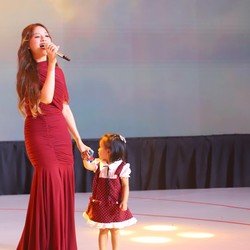 Anggi Marito Bawa Jingle Terbaru Morinaga di Dunia Generasi Platinum Event