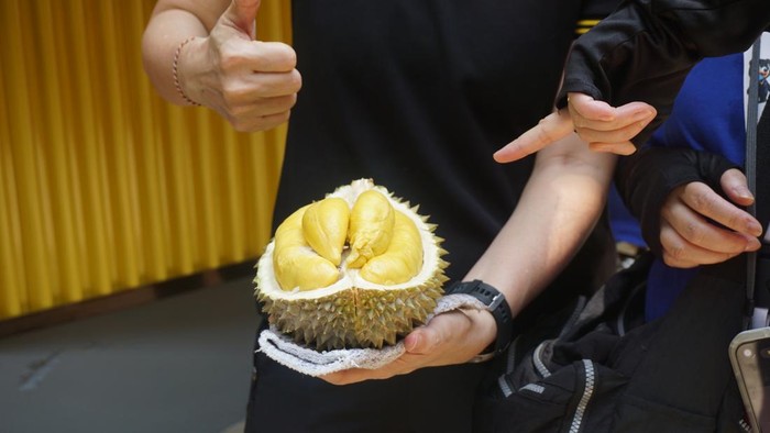 Berburu Durian Musang King di Malaysia